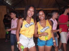 Oktober 10 Anos